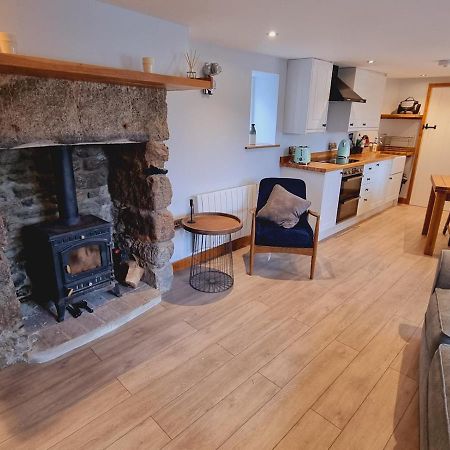 Pass The Keys Charming 19Th Century Country Cottage For 2 Guests 엑서터 외부 사진